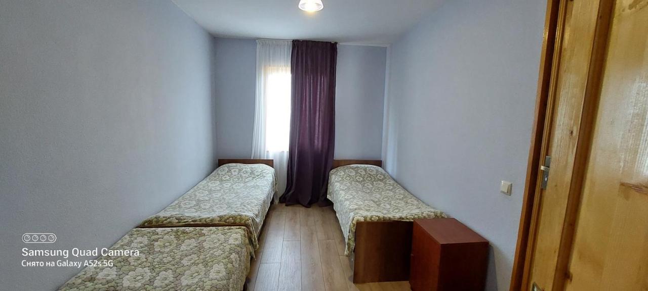 Guest House Tsasne Omalo Luaran gambar