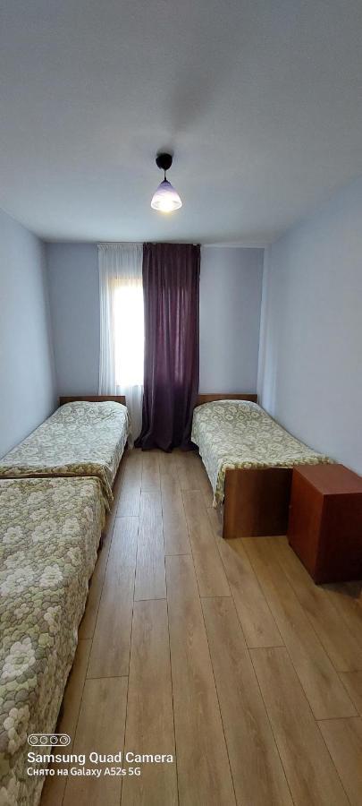 Guest House Tsasne Omalo Luaran gambar