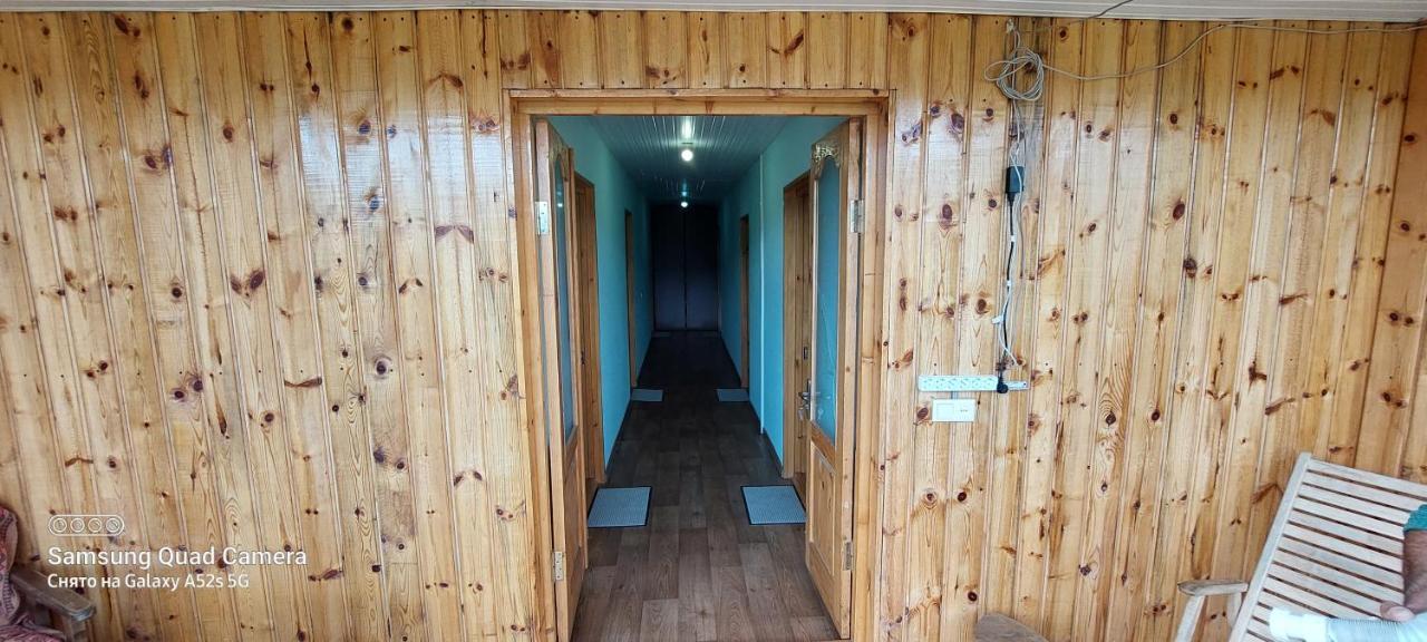 Guest House Tsasne Omalo Luaran gambar