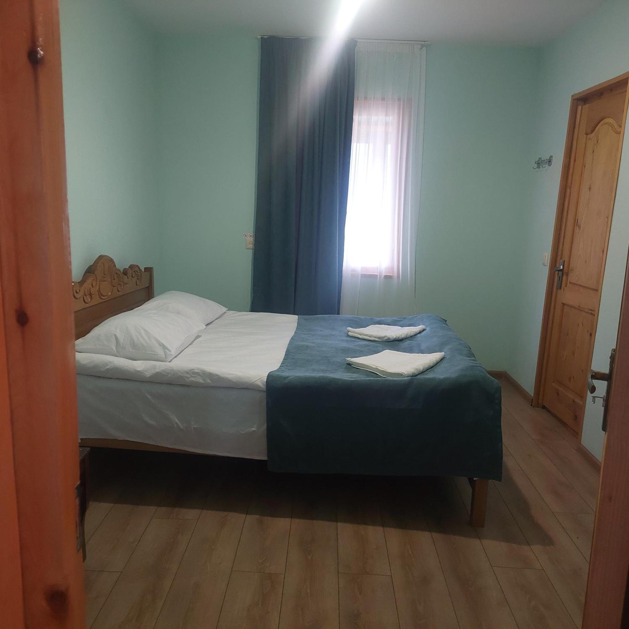 Guest House Tsasne Omalo Luaran gambar